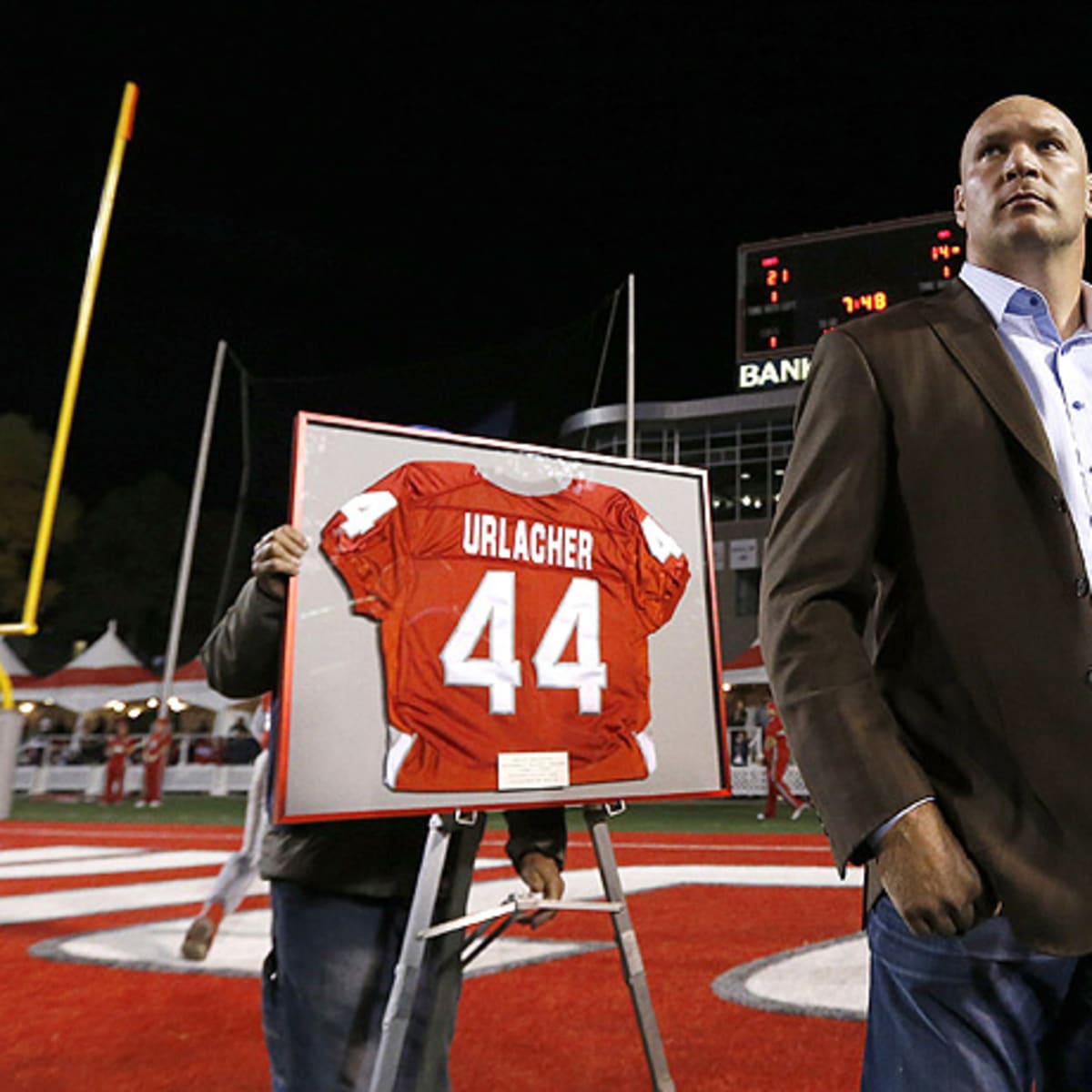 Brian Urlacher New Mexico Lobos Autograph Signed Custom Framed Jersey Suede  Matted Urlacher Certified at 's Sports Collectibles Store