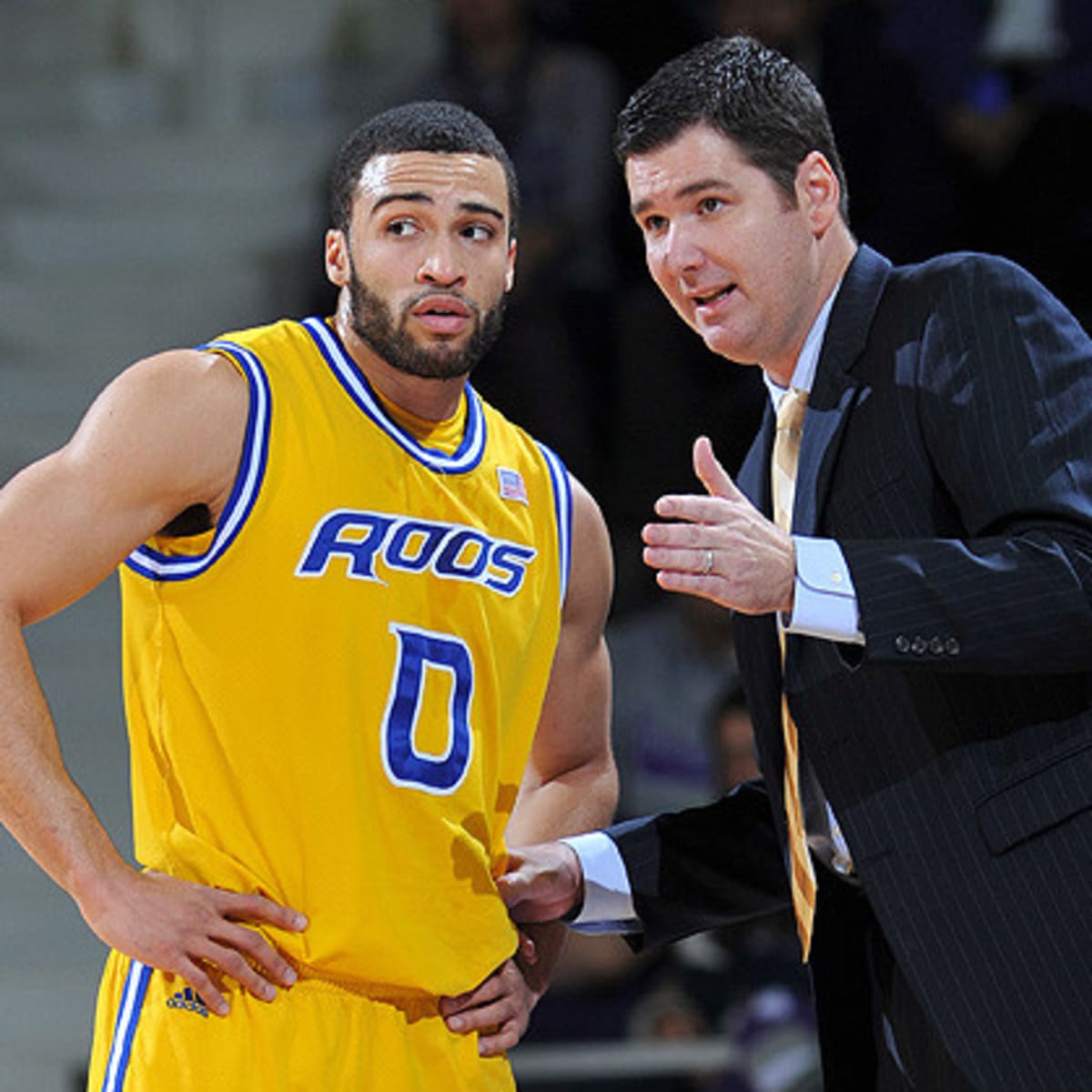 Matt Brown fired as basketball coach at UMKC - Sports Illustrated