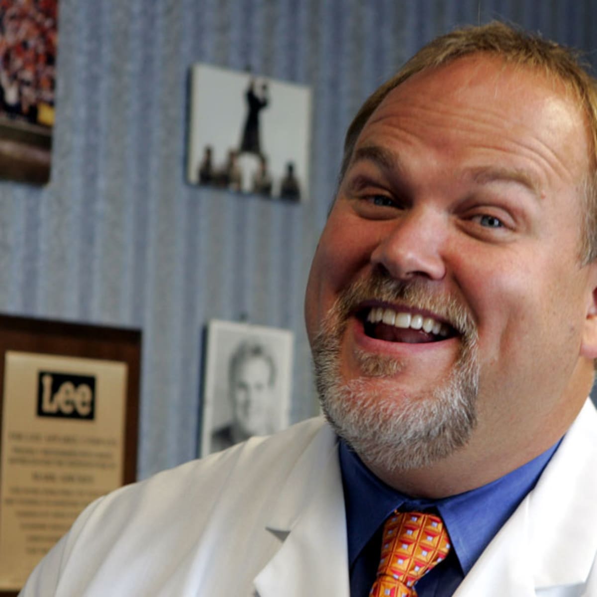 Dr. Mark Adickes, former NFL lineman, joins ESPN's roster of