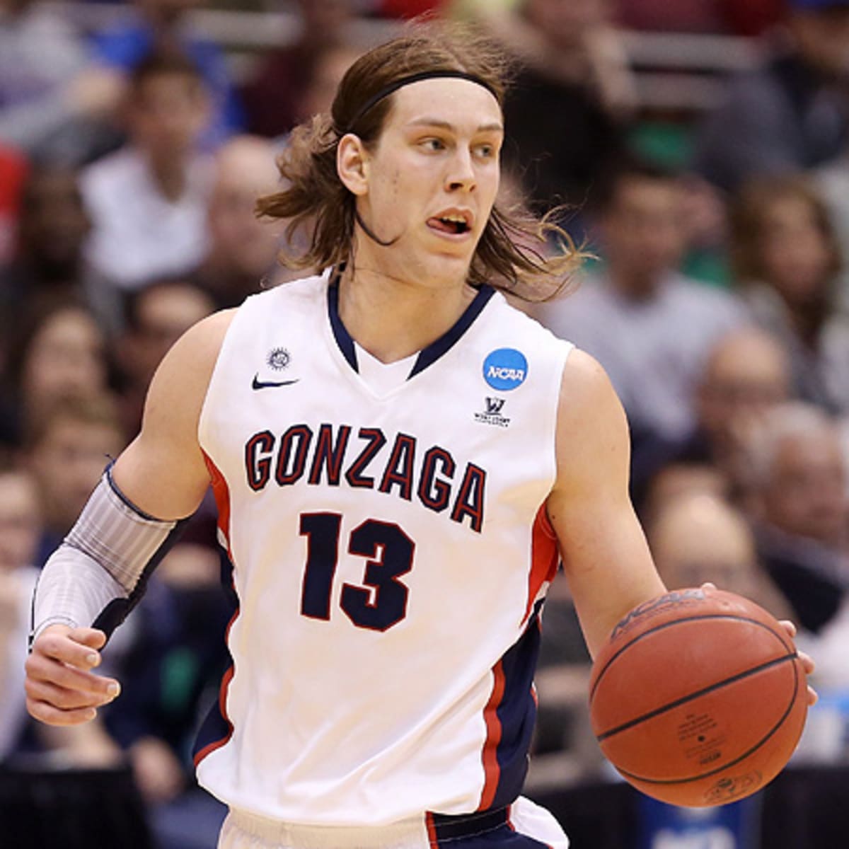 Jazz Center Kelly Olynyk To Have Jersey Retired At Gonzaga