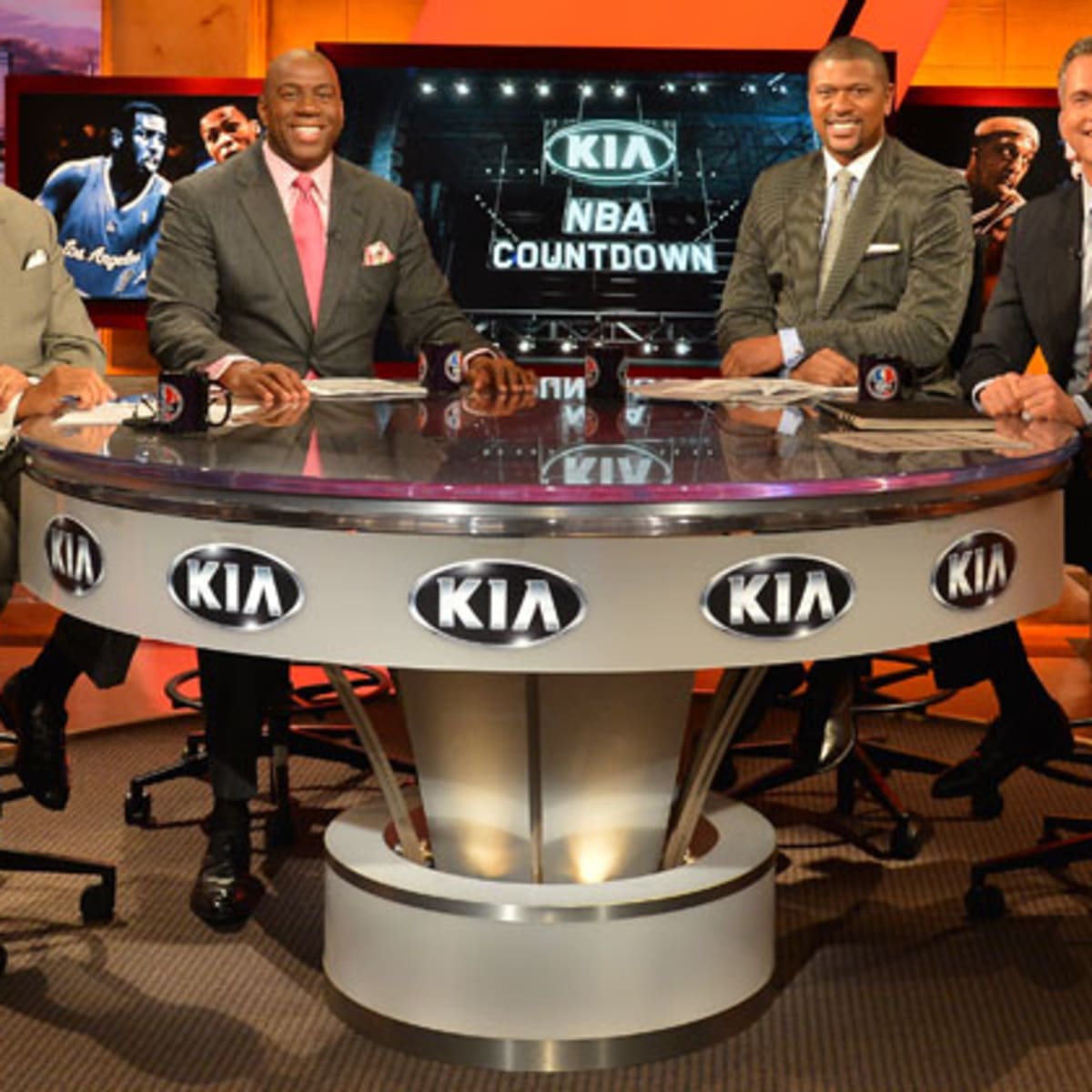 ESPN adds future Hall of Famer to 'Monday Night Countdown' team