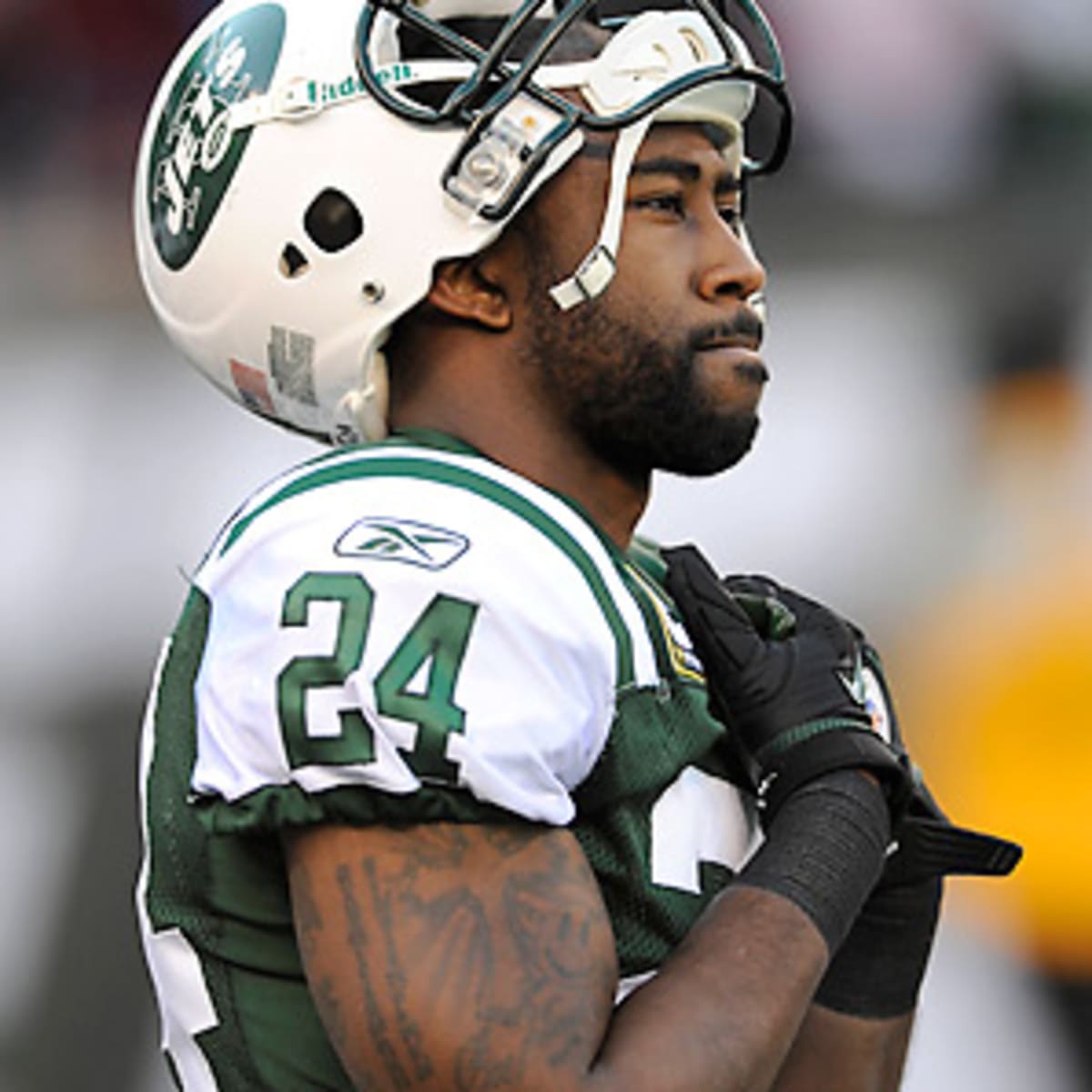 Darrelle Revis rumor speaks to Jets' dire situation - Sports