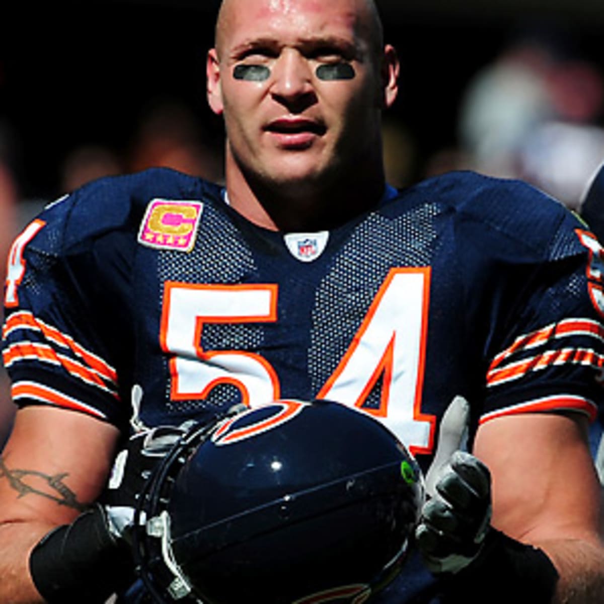 With Brian Urlacher retiring, Chicago Bears turn to Jonathan