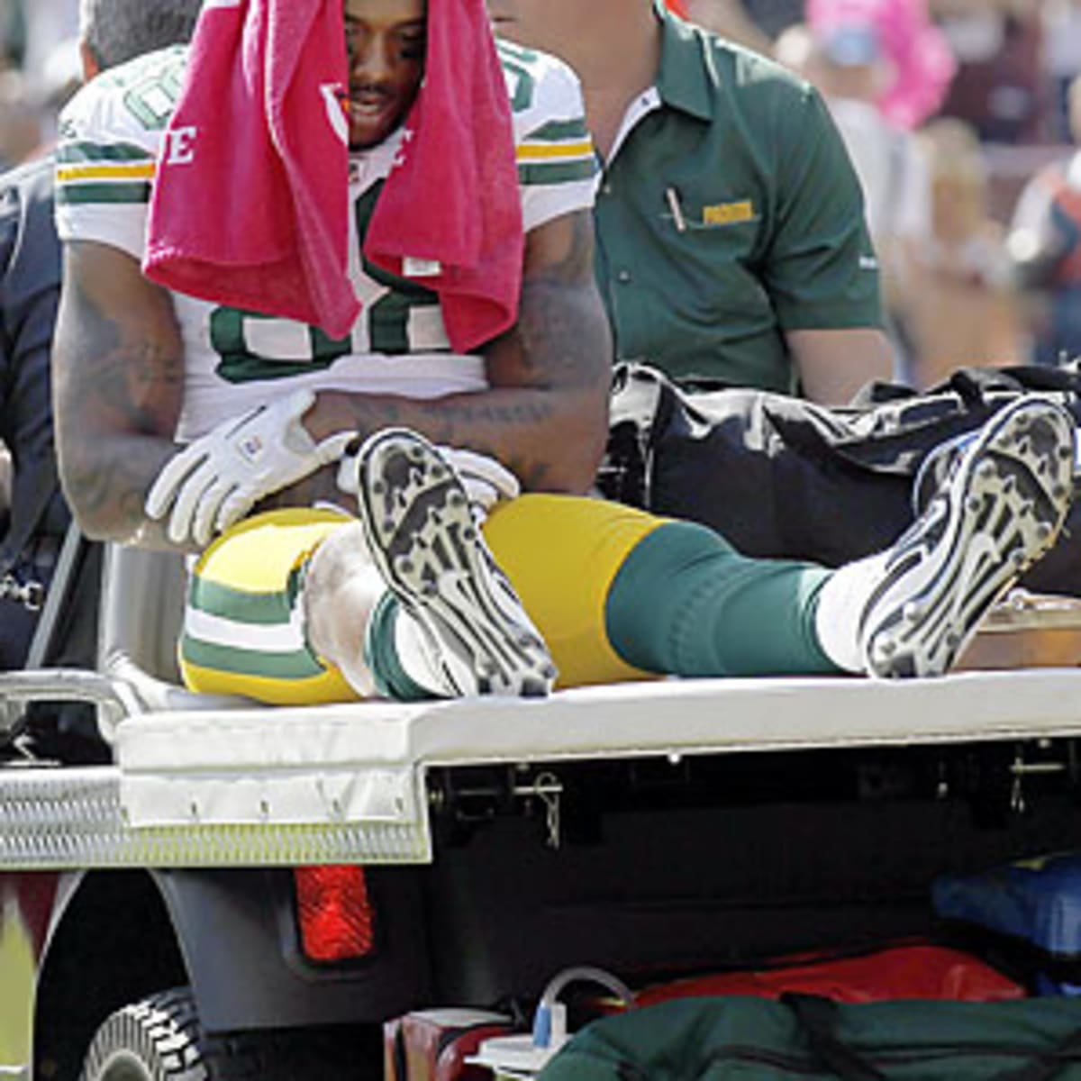 Jermichael Finley opens up about concussions and neck injury that