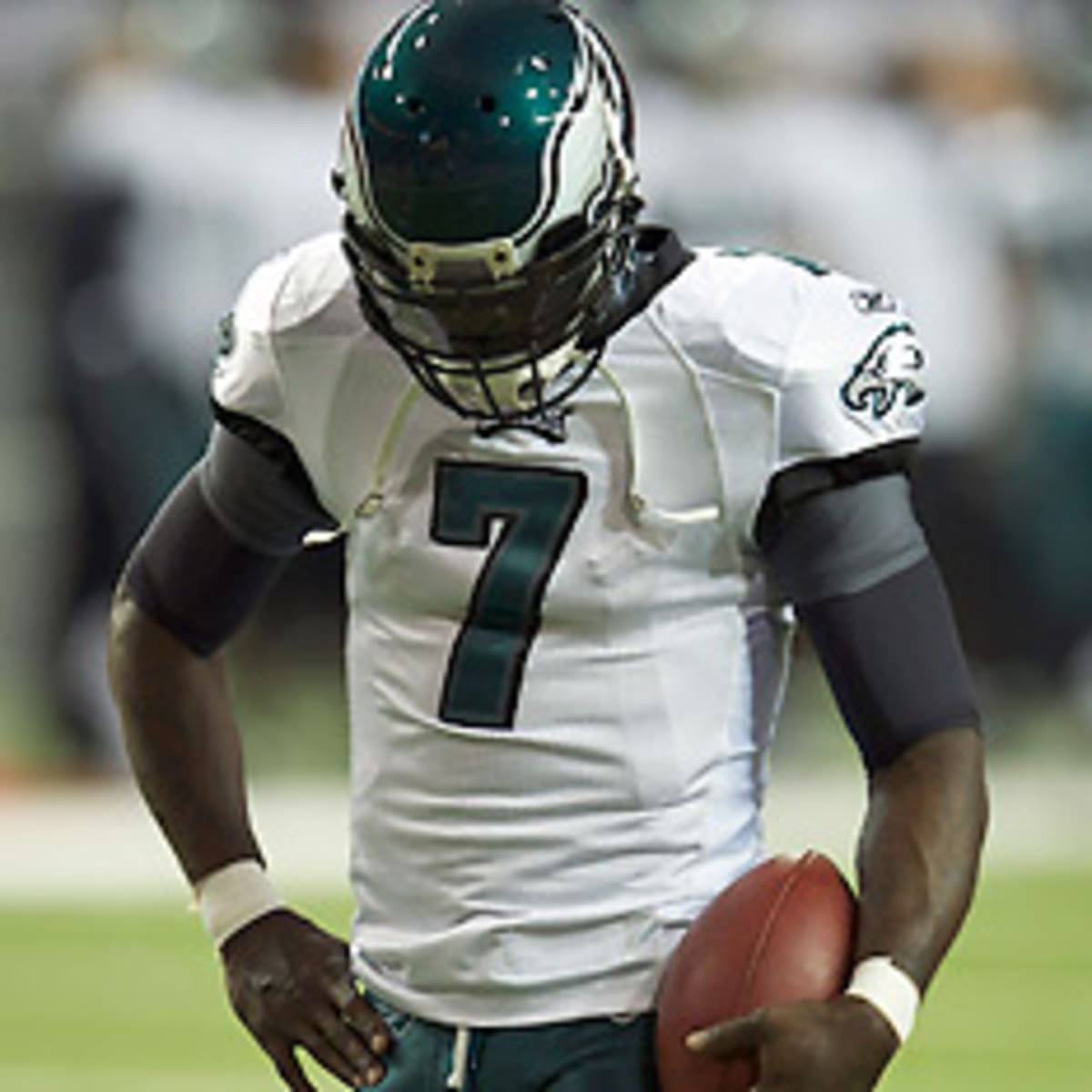 Cowboys vs. Eagles: Philly unable to survive Michael Vick's injury