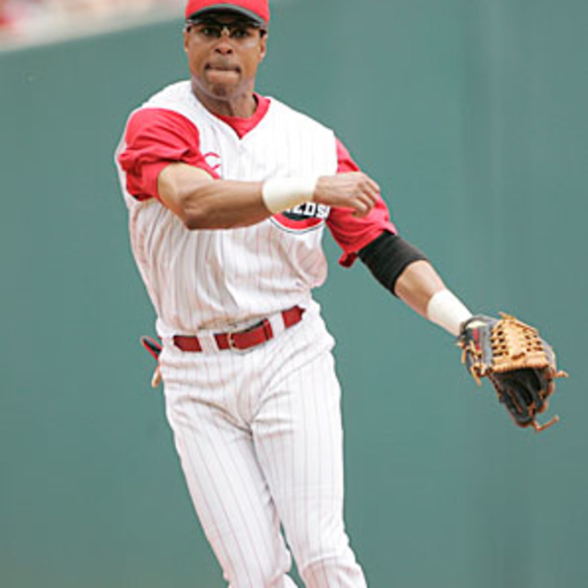 Baseball Great Barry Larkin Takes Another Swing at Selling Orlando