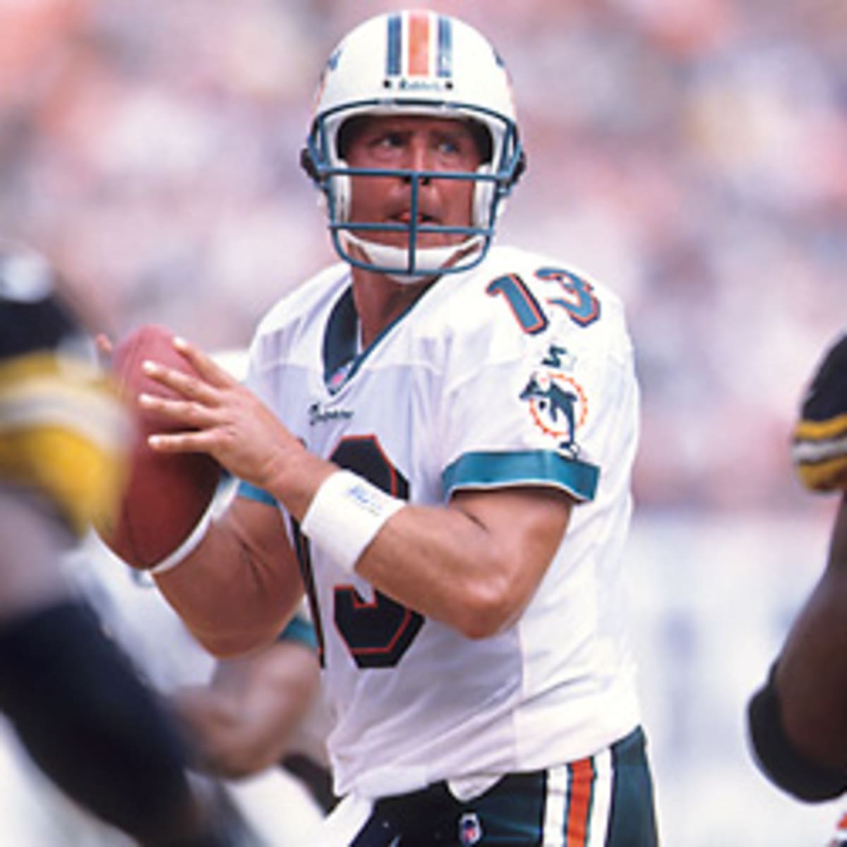 Hall of Fame quarterback Dan Marino of the Miami Dolphins warms up News  Photo - Getty Images