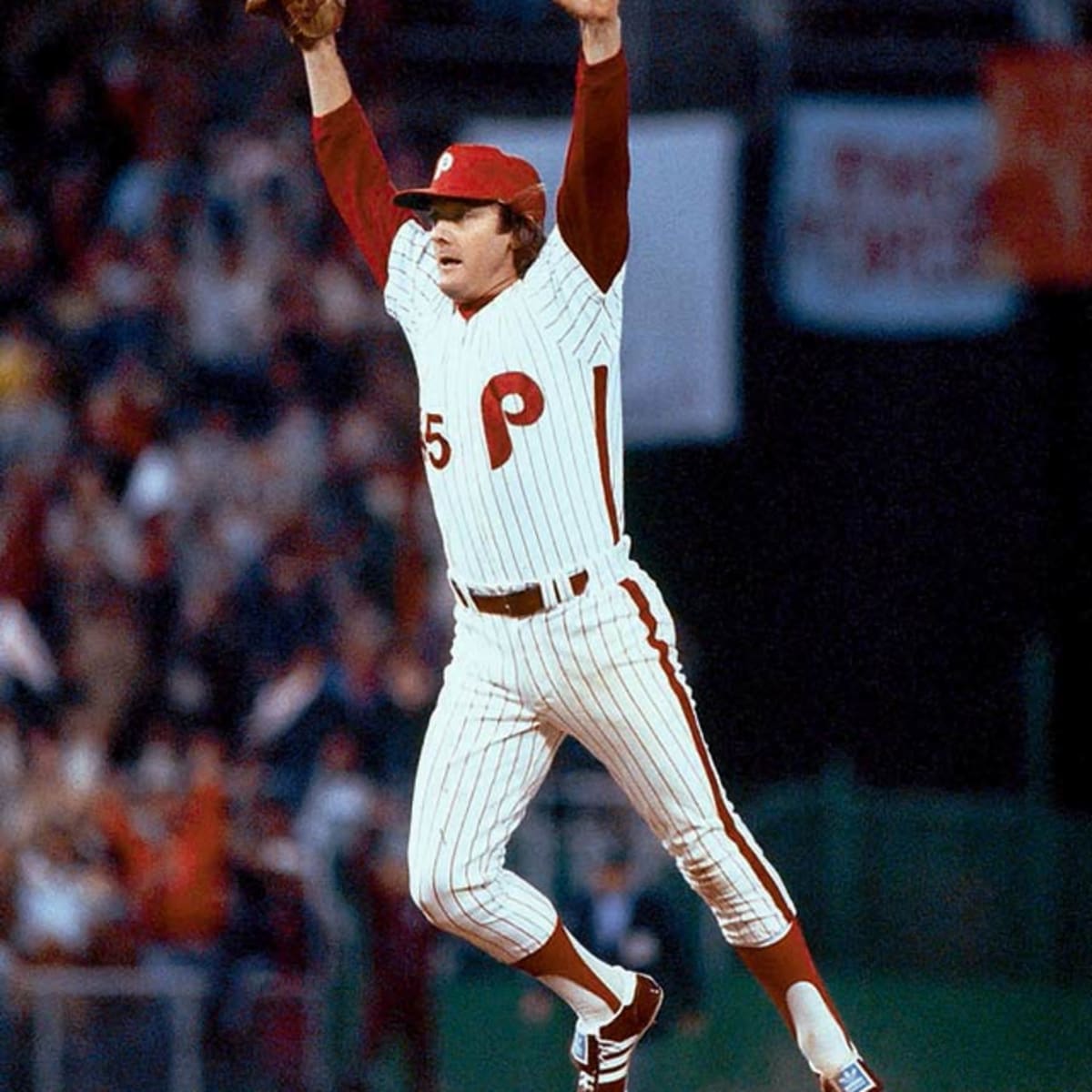 Tug McGraw strikes out Willie Wilson to close out 1980 World
