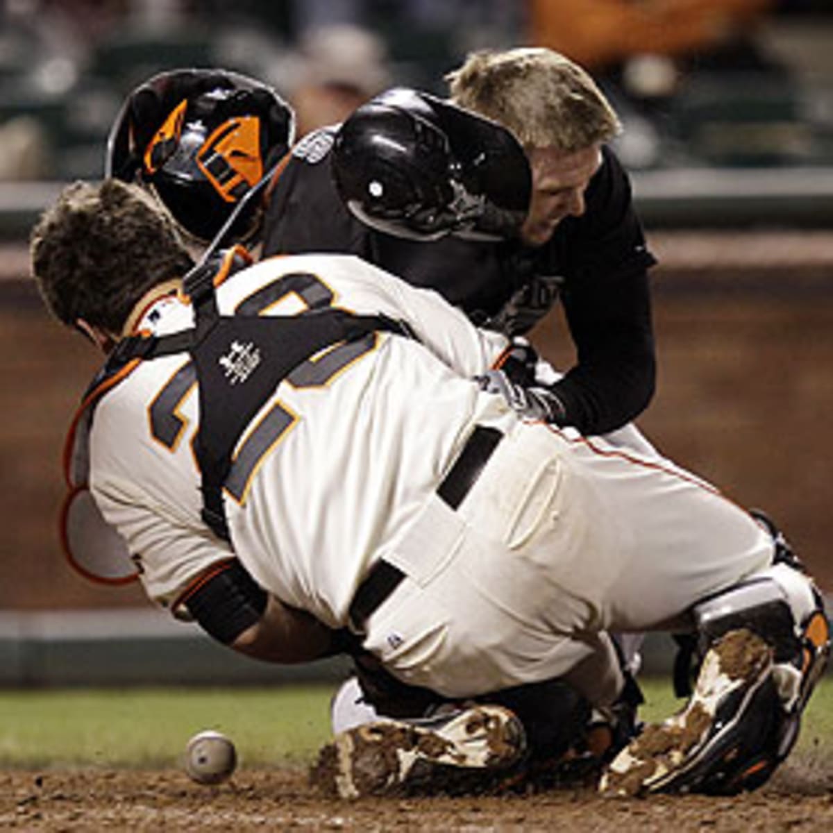 Encouraging news for Giants: no concussion for Buster Posey, could