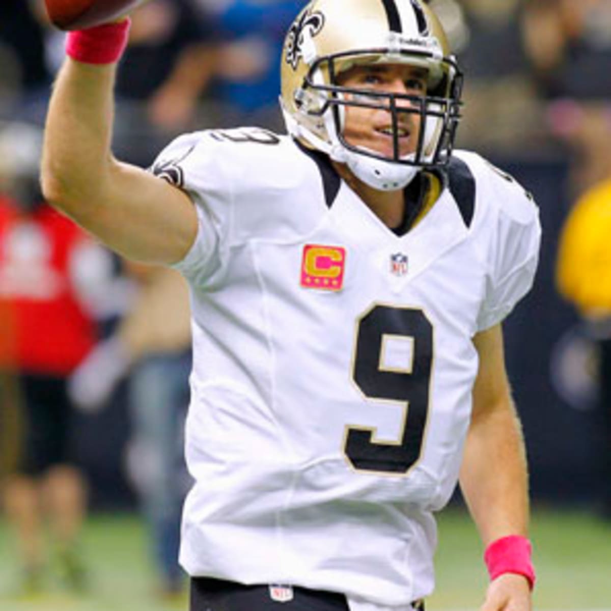 Drew Brees breaks Johnny Unitas' touchdown streak