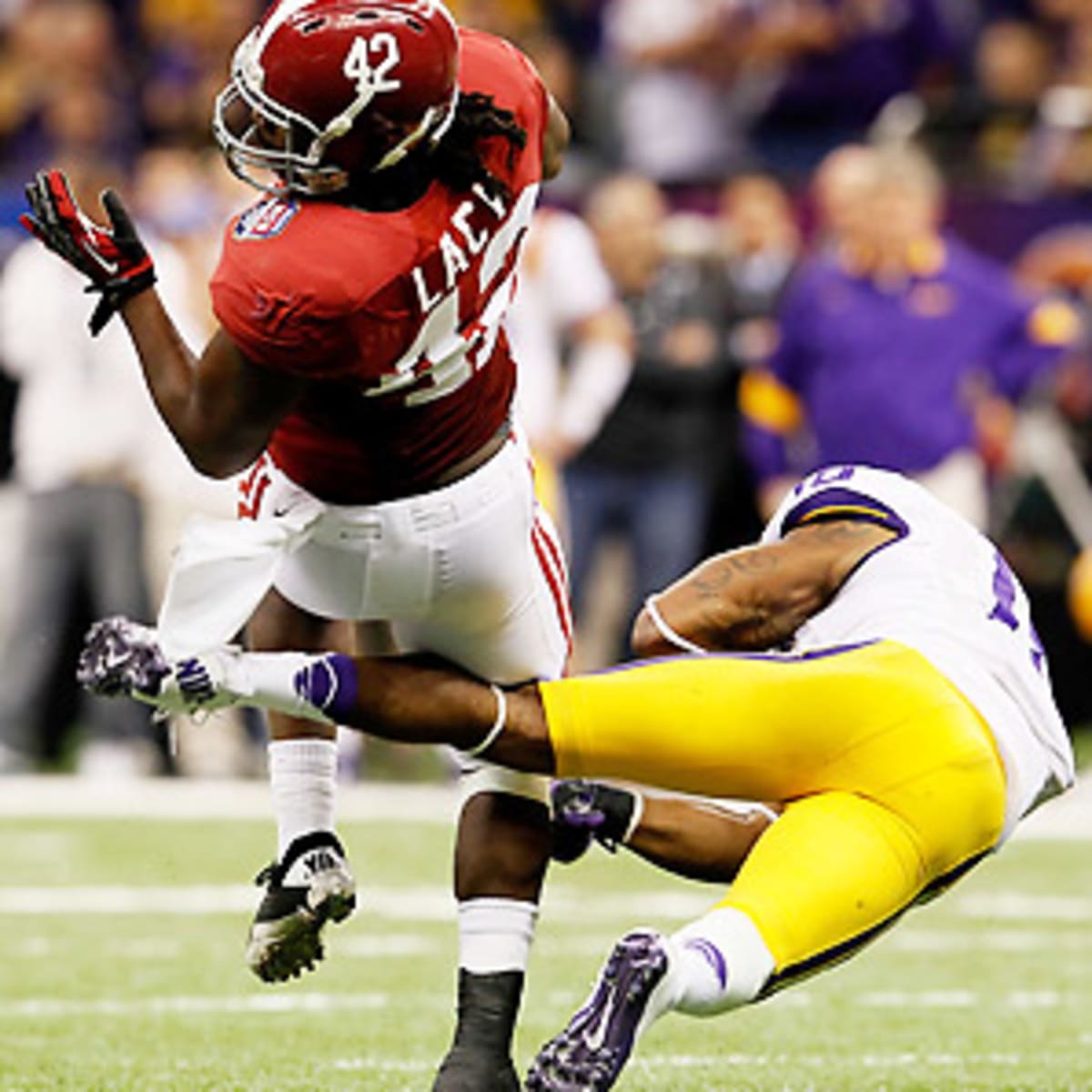 Green Bay Packers running back Eddie Lacy runs with the ball during News  Photo - Getty Images