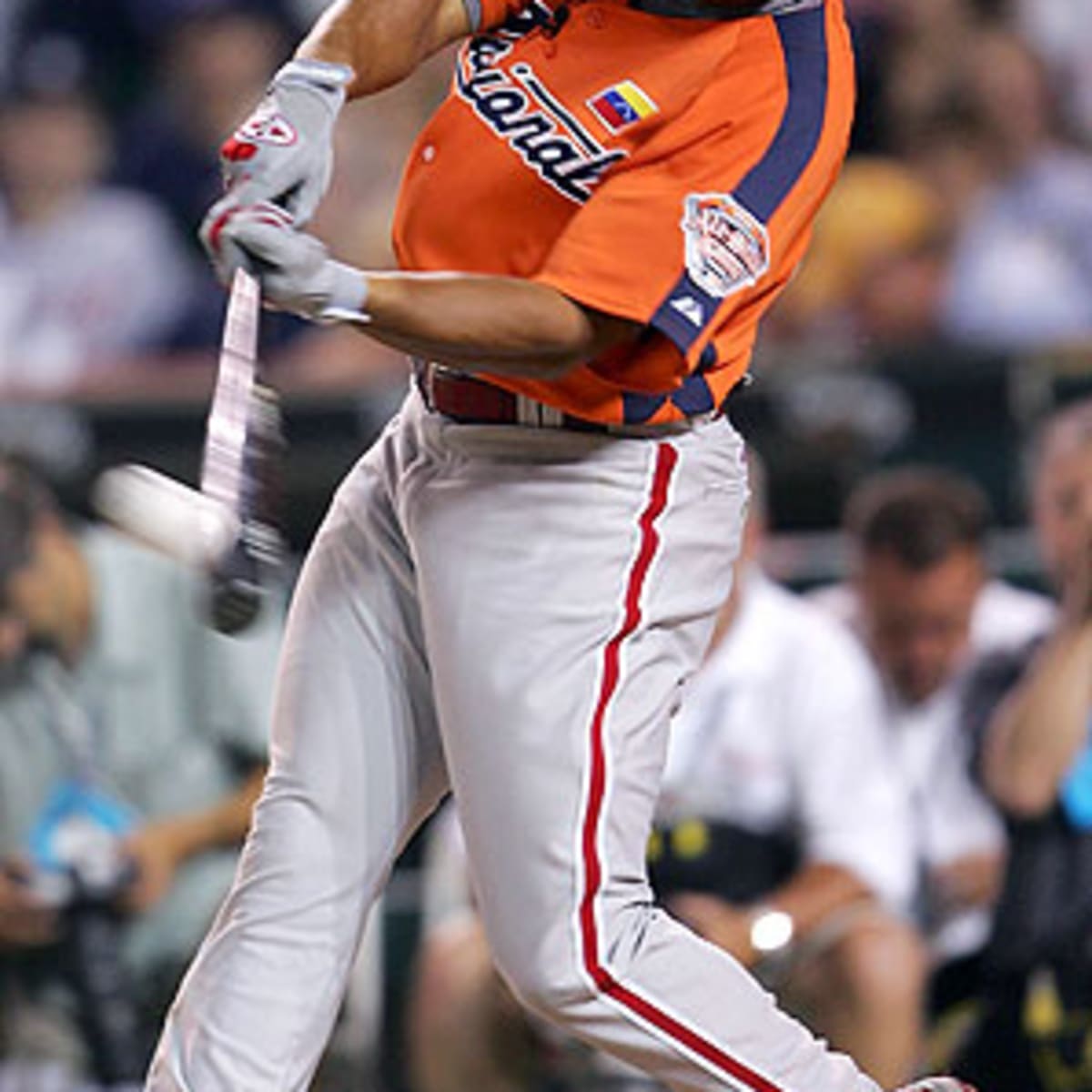 Bobby Abreu wins home run derby 2005