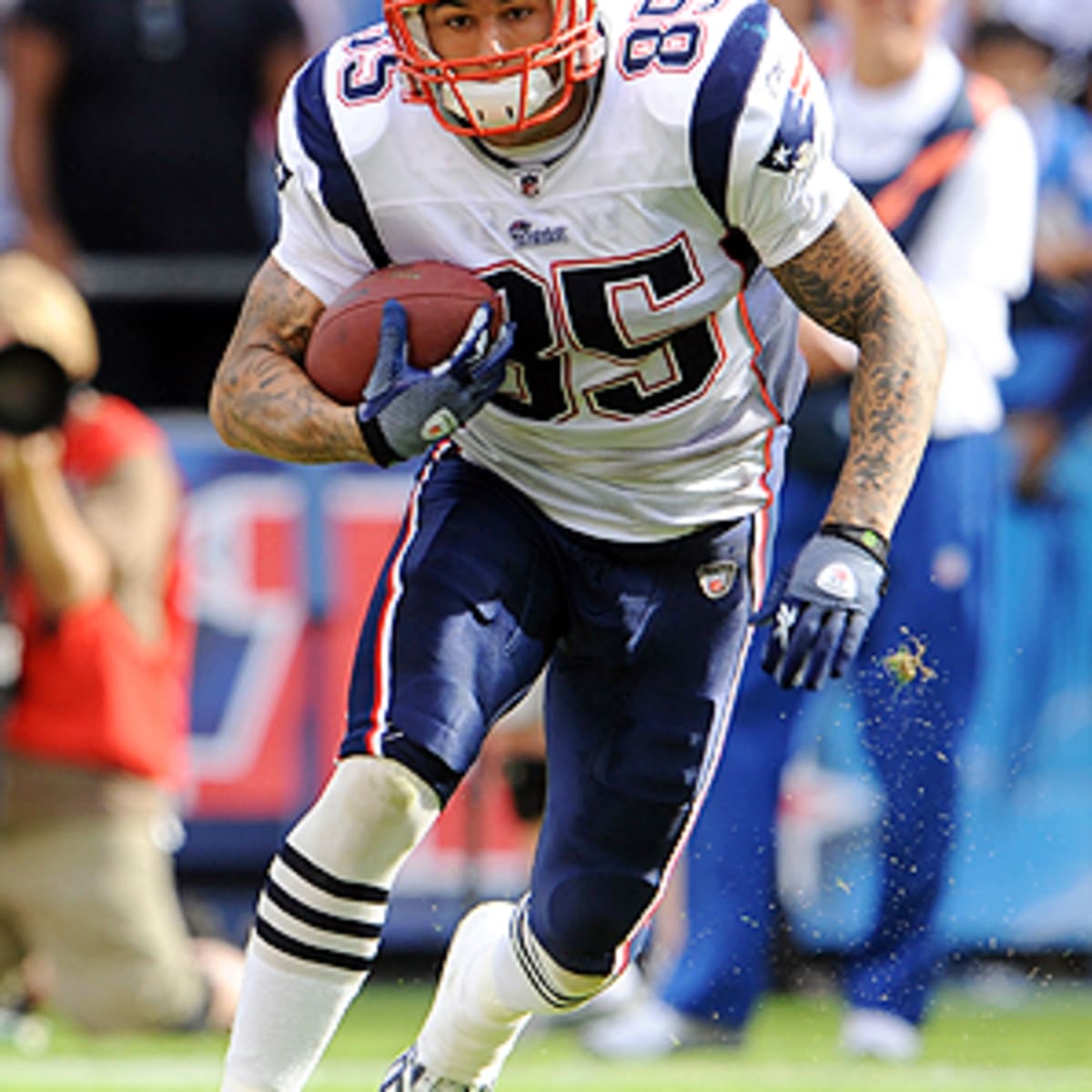 Aaron Hernandez Archives - Remezcla