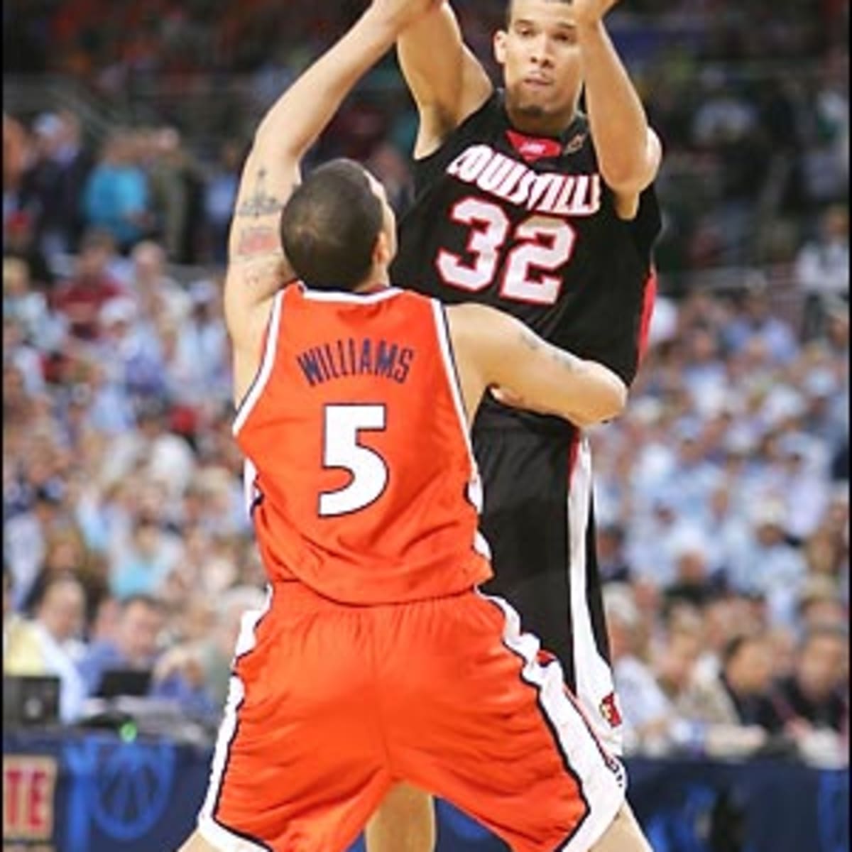 Deron Williams Returns To Campus For Illini Vs. Michigan State