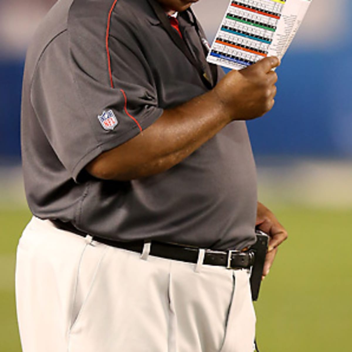 Chiefs' Romeo Crennel fires himself  as team's defensive coordinator