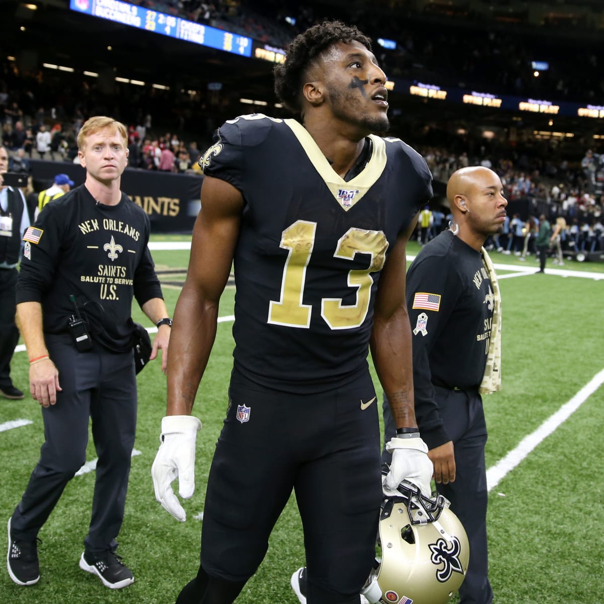 Report: Michael Thomas not practicing despite being present at