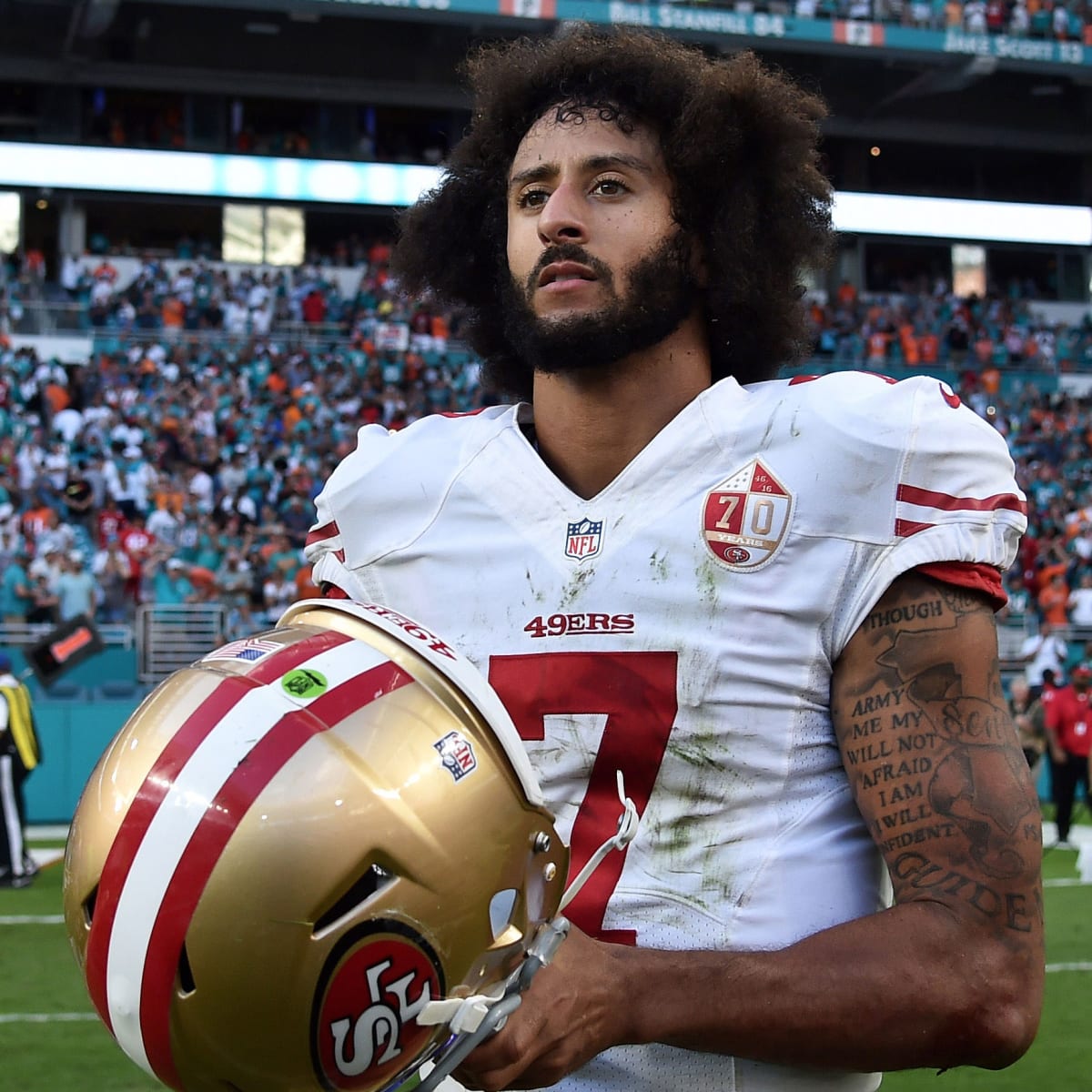 Brett Favre: Colin Kaepernick Will Be Treated as Hero Like Pat Tillman