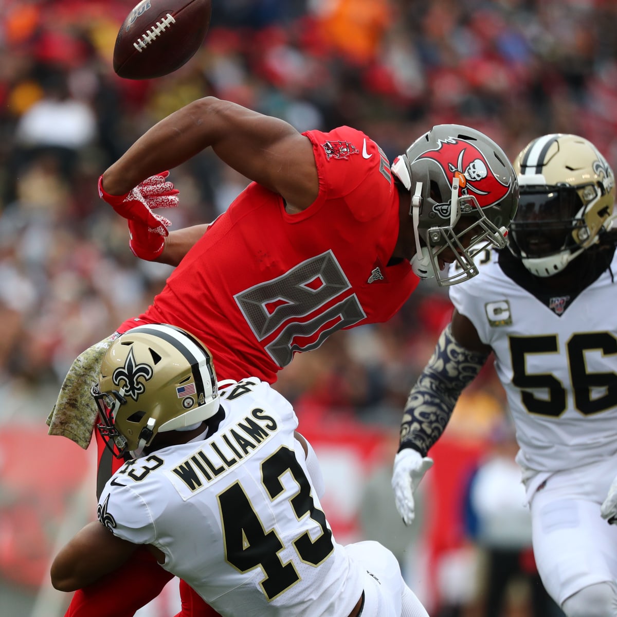 Turnovers help Bucs trip Saints