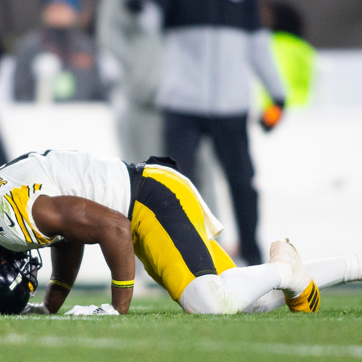 It's Time To Drop Patriots' JuJu Smith-Schuster On Fantasy Rosters