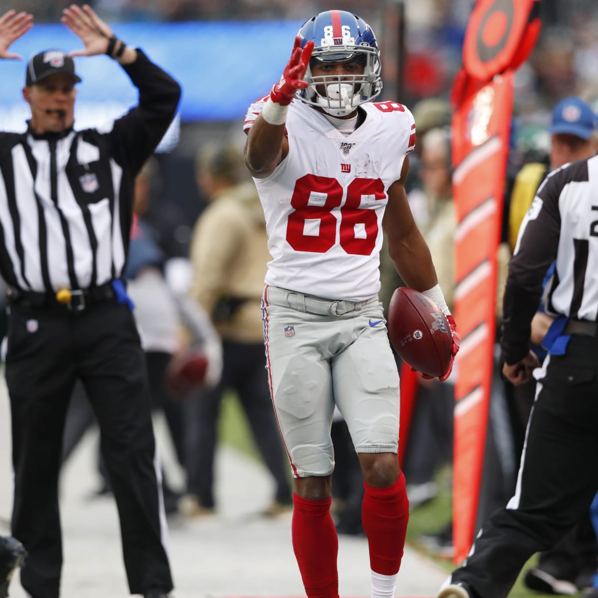 Giants' Darius Slayton ends day with impressive touchdown