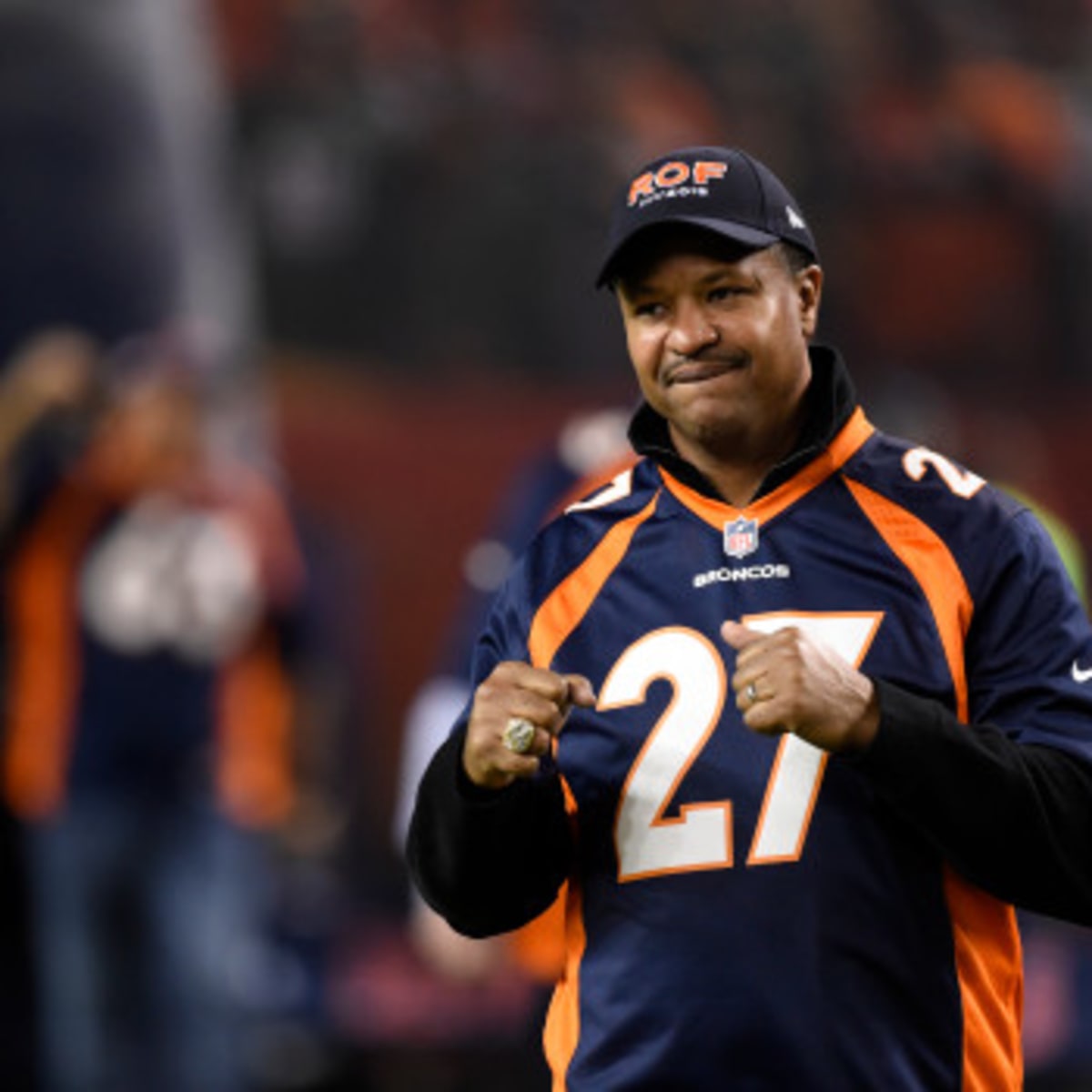 Steve Atwater (27) during a game from his 1989 season – Denver