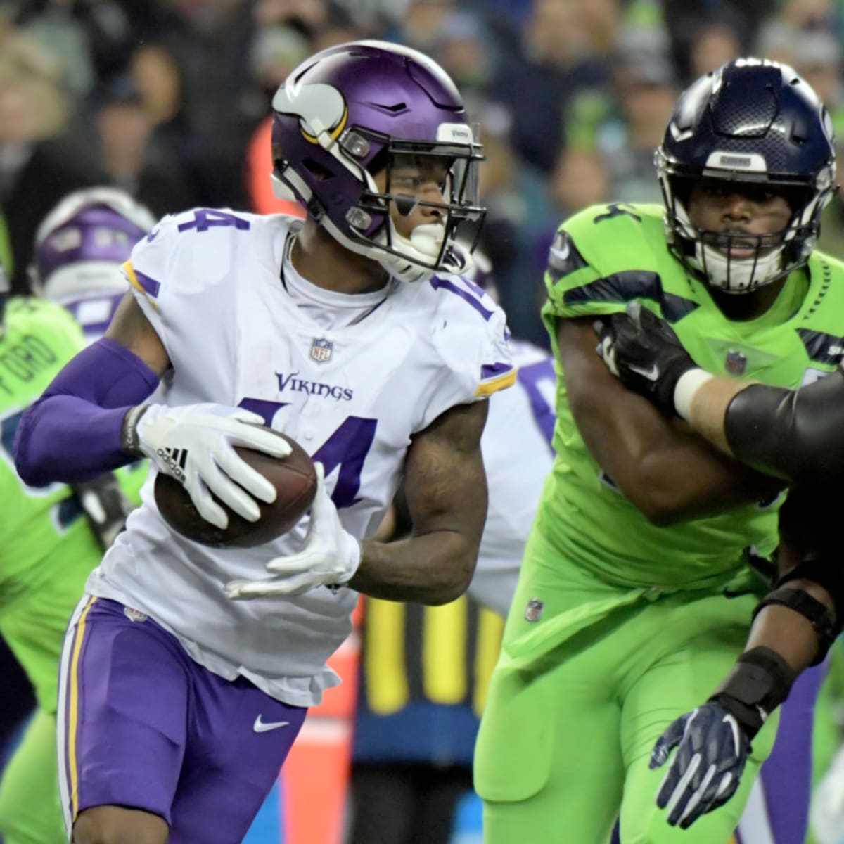 Monday Night Football Preview: Can the Seahawks Get a Victory on