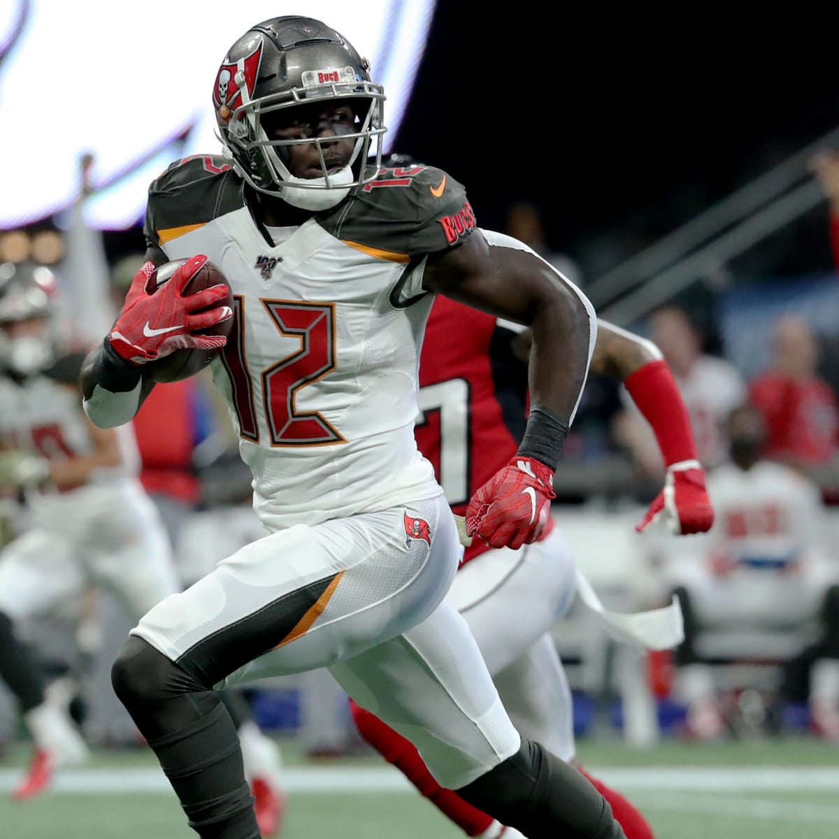 Will Tom Brady wear No. 12 for the Bucs? Chris Godwin says he'll