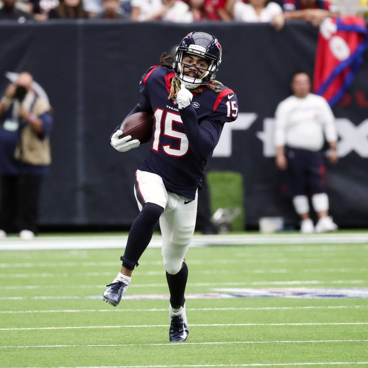 Miami Dolphins signing wide receiver Will Fuller away from Texans