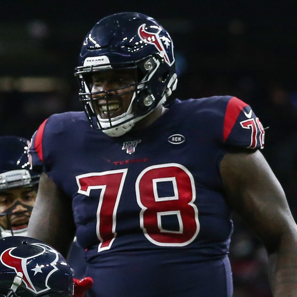 Texans' Laremy Tunsil hiring new agent as he seeks contract extension