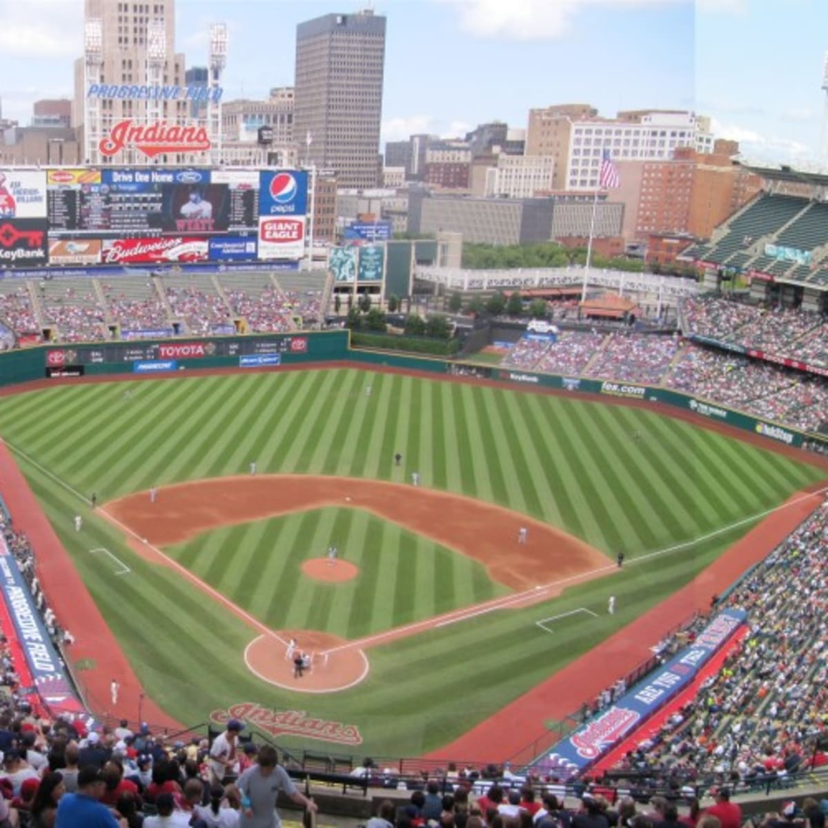 The case for Carlos Correa, Francisco Lindor, Miguel Sano for AL rookie of  the year