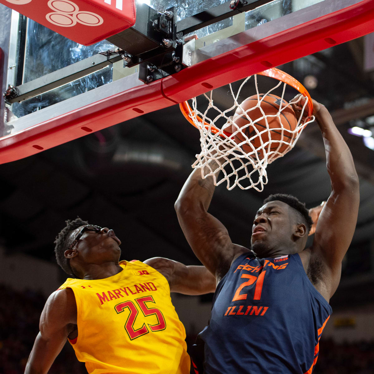 Illinois' Kofi Cockburn announces he's entering NBA draft