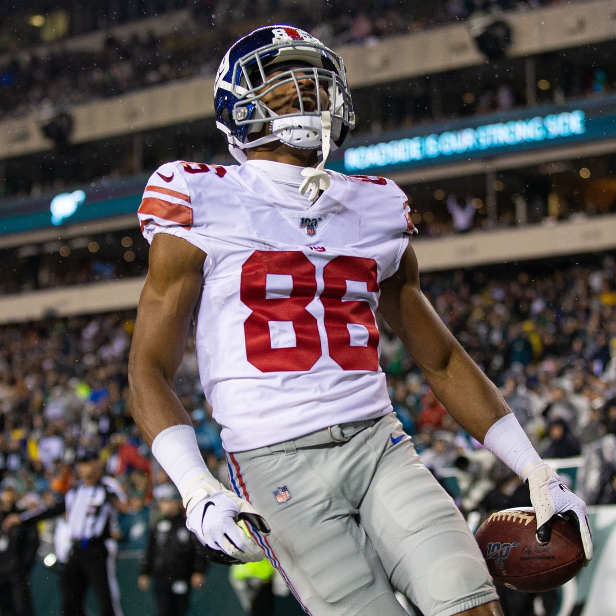 New York Giants wide receiver Darius Slayton's 29-yard grab ends with jersey-grabbing  tackle