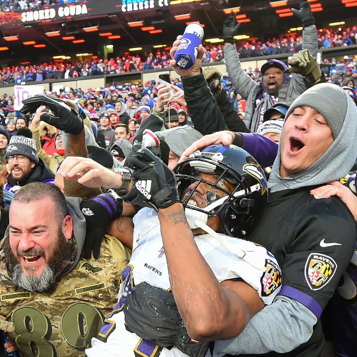 Marcus Peters Revels in Picking Off His Former Team