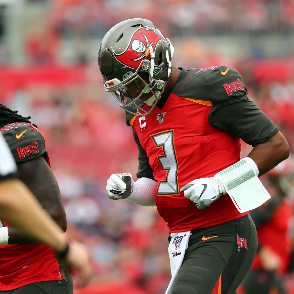 BRPROUD  BREAKING: Jameis Winston reportedly agrees to re-sign