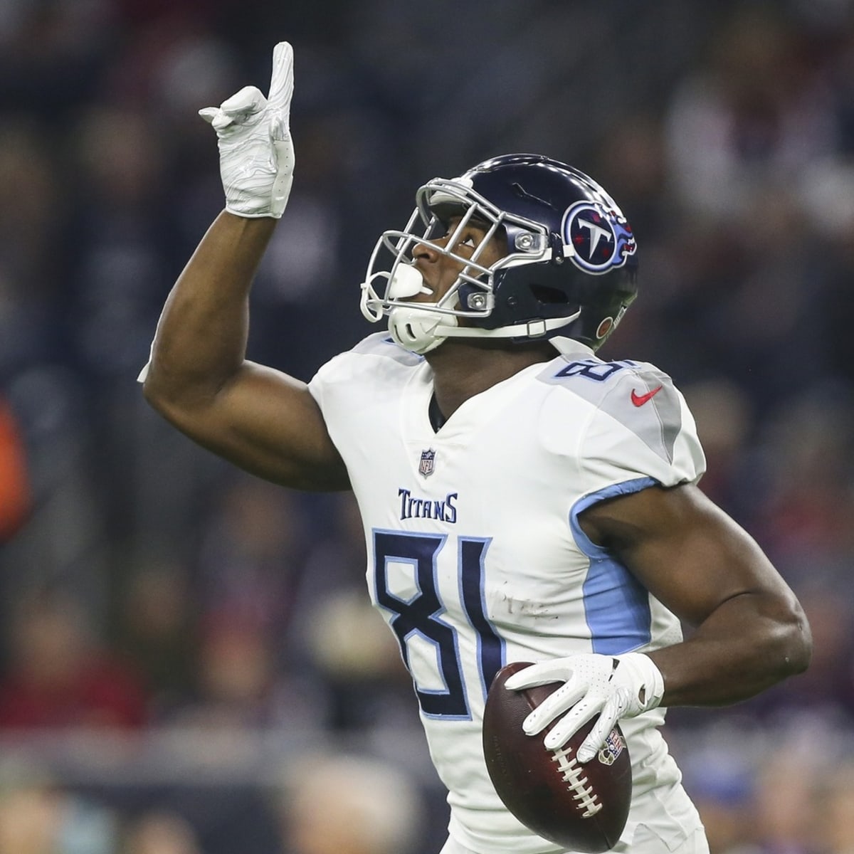 Tennessee Titans tight end Jonnu Smith