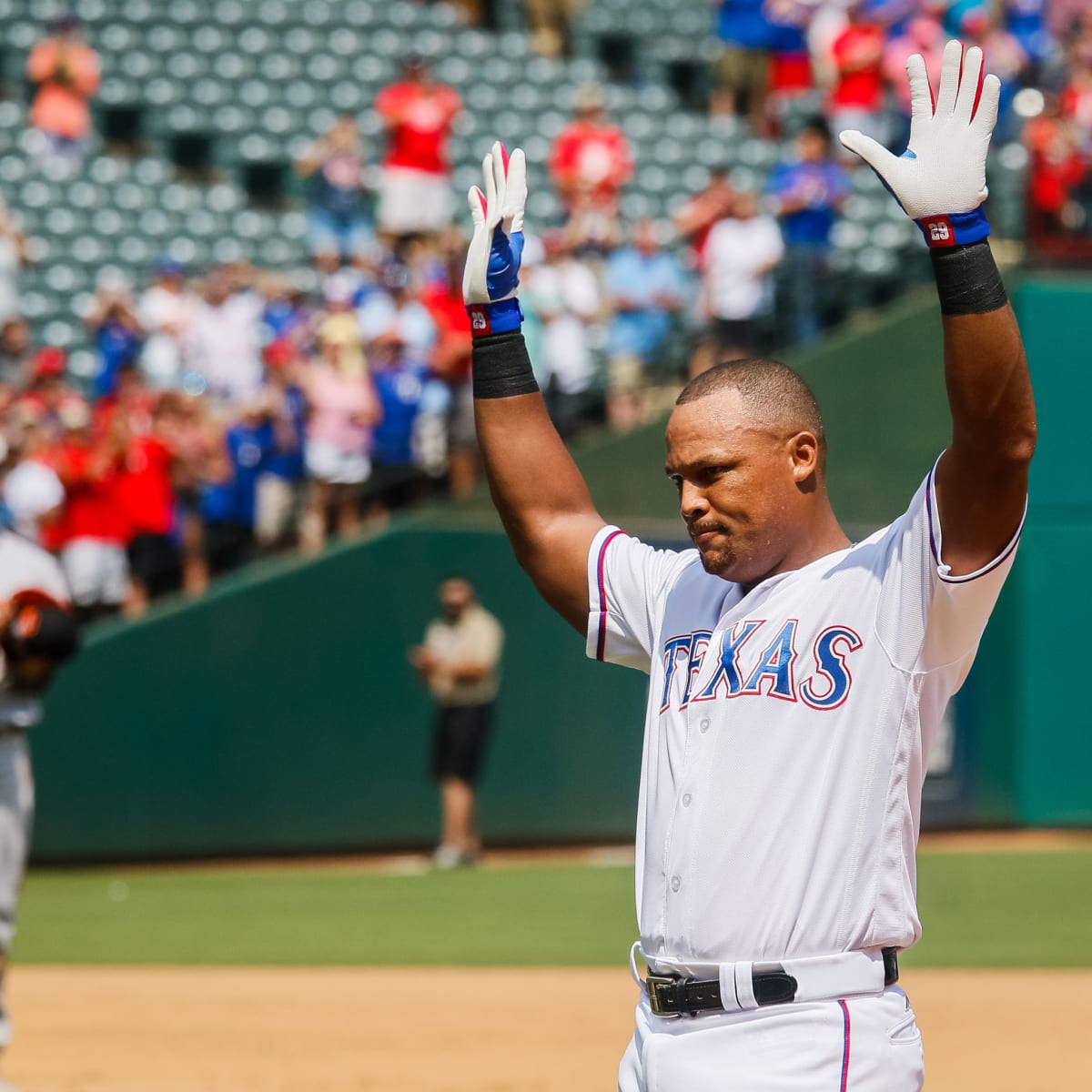 Beltre doubles for 3,000th hit