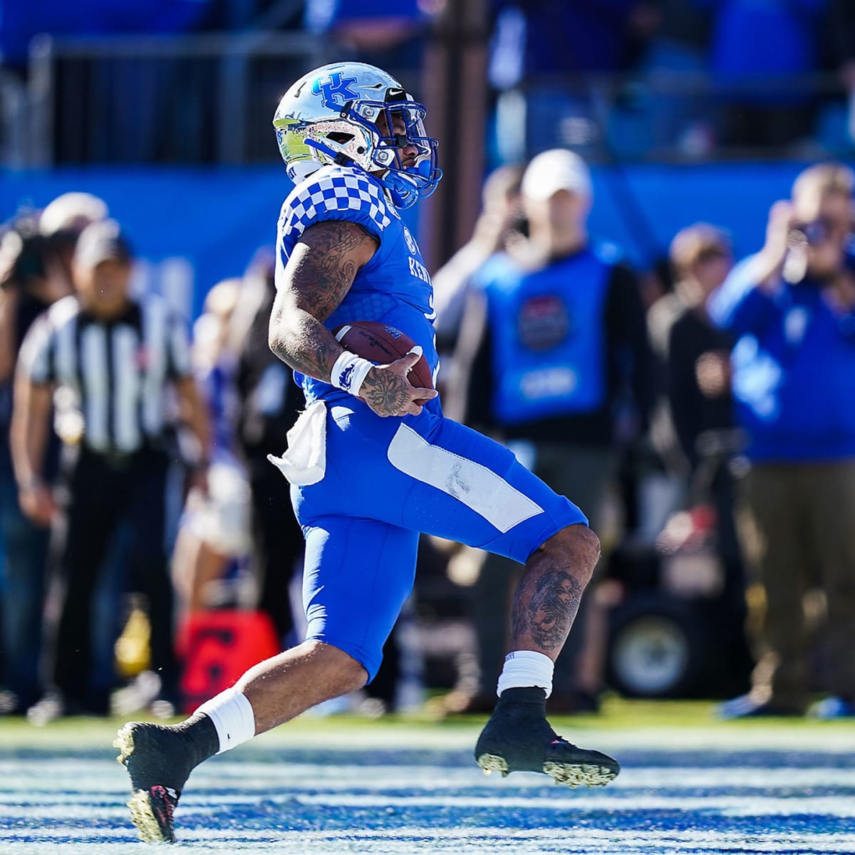 Lynn Bowden leads Kentucky to Belk Bowl win over Virginia Tech