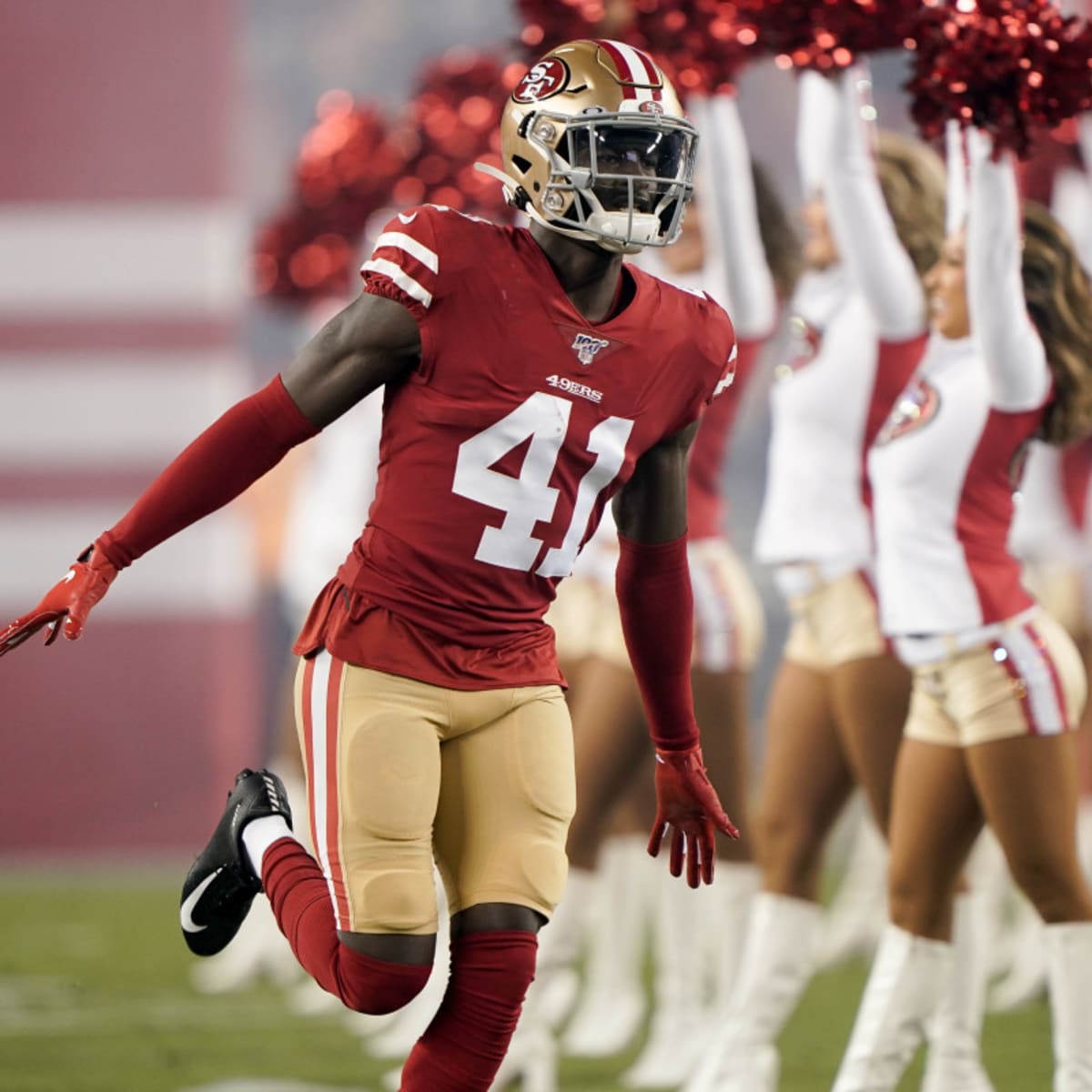 San Francisco 49ers defensive back Emmanuel Moseley (4) looks into