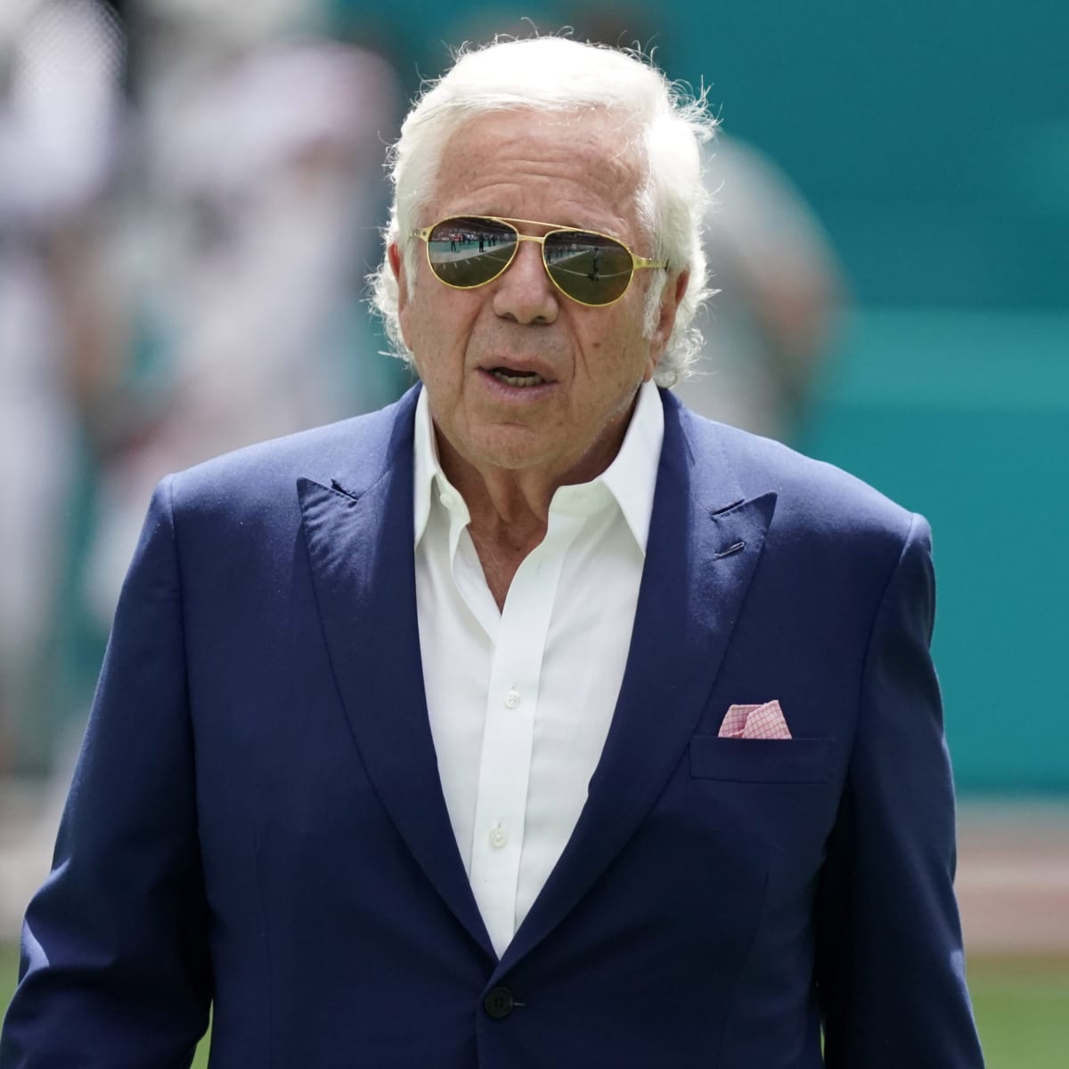 Patriots face Robert Kraft scandal without their longtime character coach -  Los Angeles Times