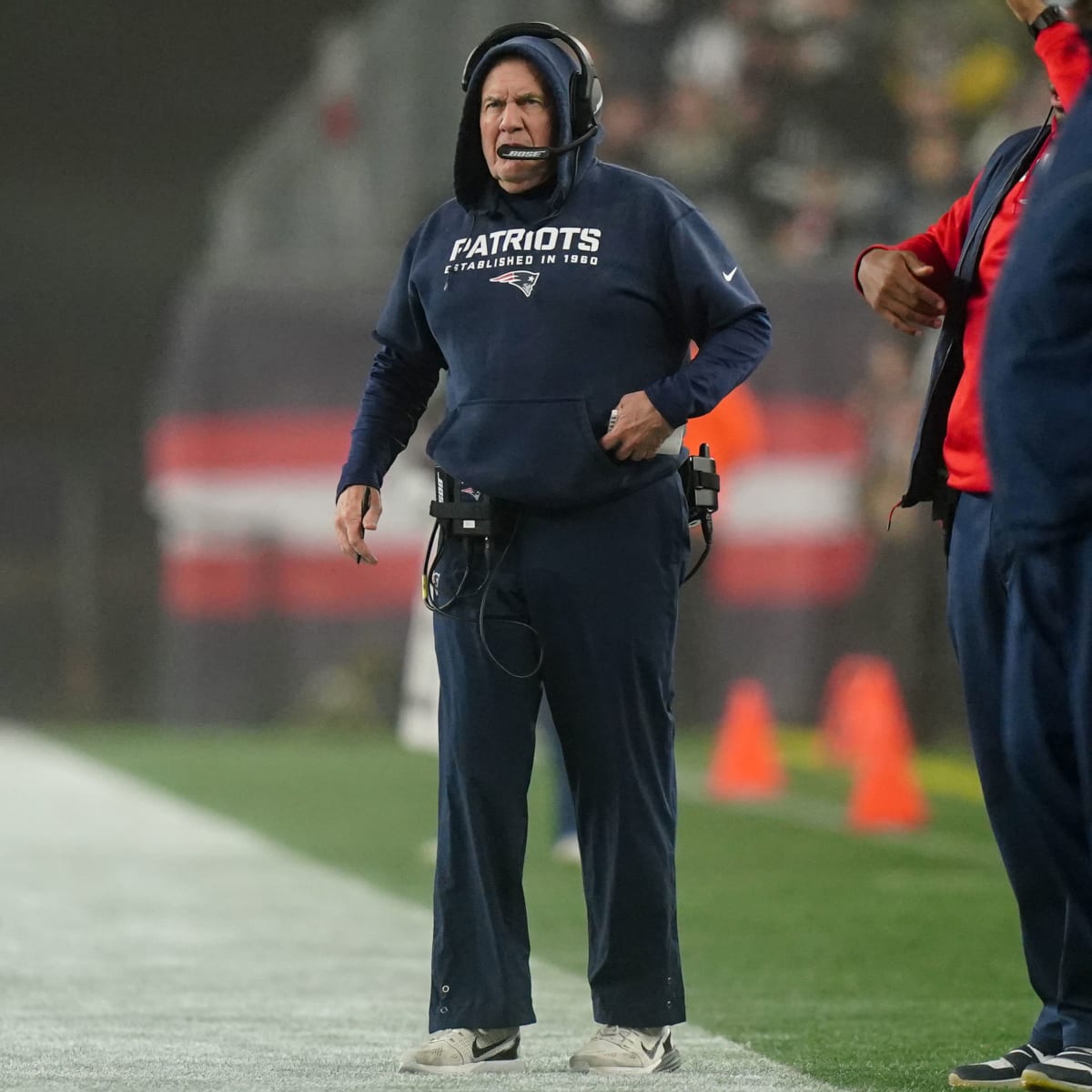 Bill Belichick's latest fashion statement puts your quarantine sweats to  shame 