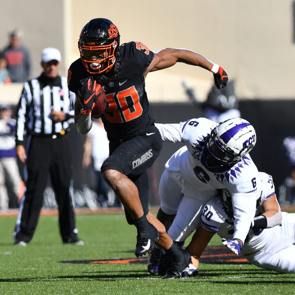 Former Oklahoma State RB Chuba Hubbard a part of estimated $200