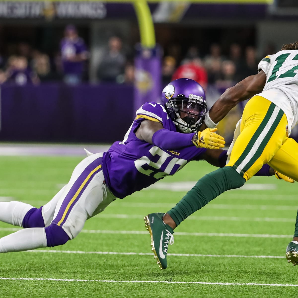 Vikings' Mackensie Alexander undergoes minor knee surgery, won't play at  49ers - Bring Me The News