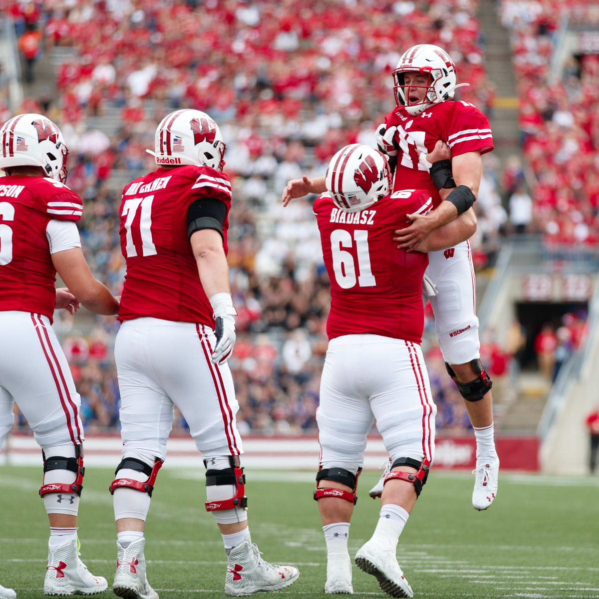 Michael Furtney, Wisconsin, Offensive Tackle