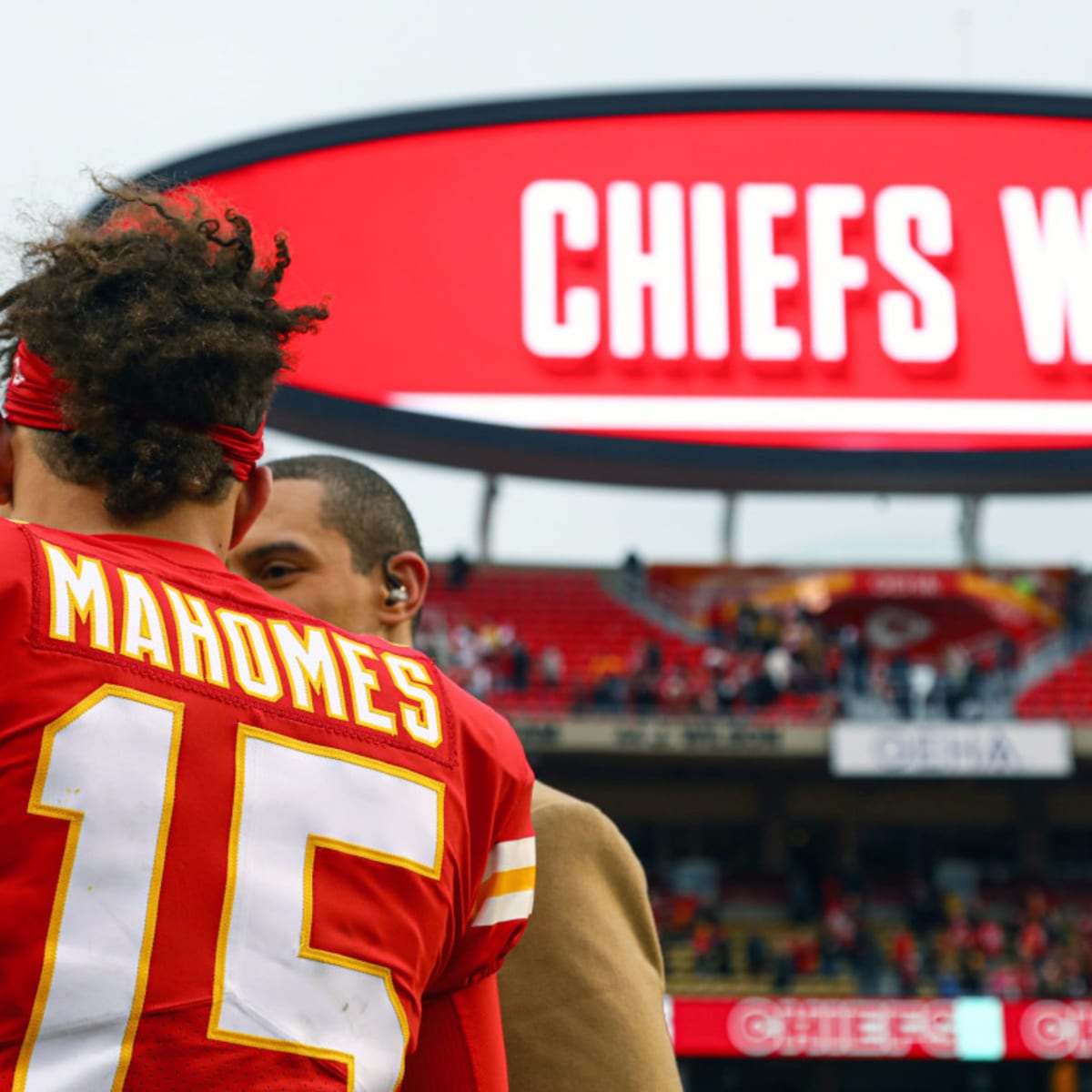 Houston Texans 31-51 Kansas City Chiefs: Patrick Mahomes throws five TDs in  huge comeback, NFL News