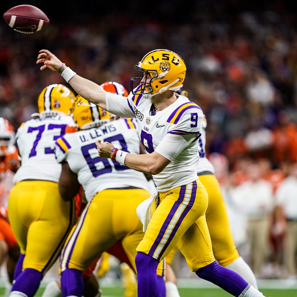 Joe Burrow sets record as LSU trounces Oklahoma in CFP semi