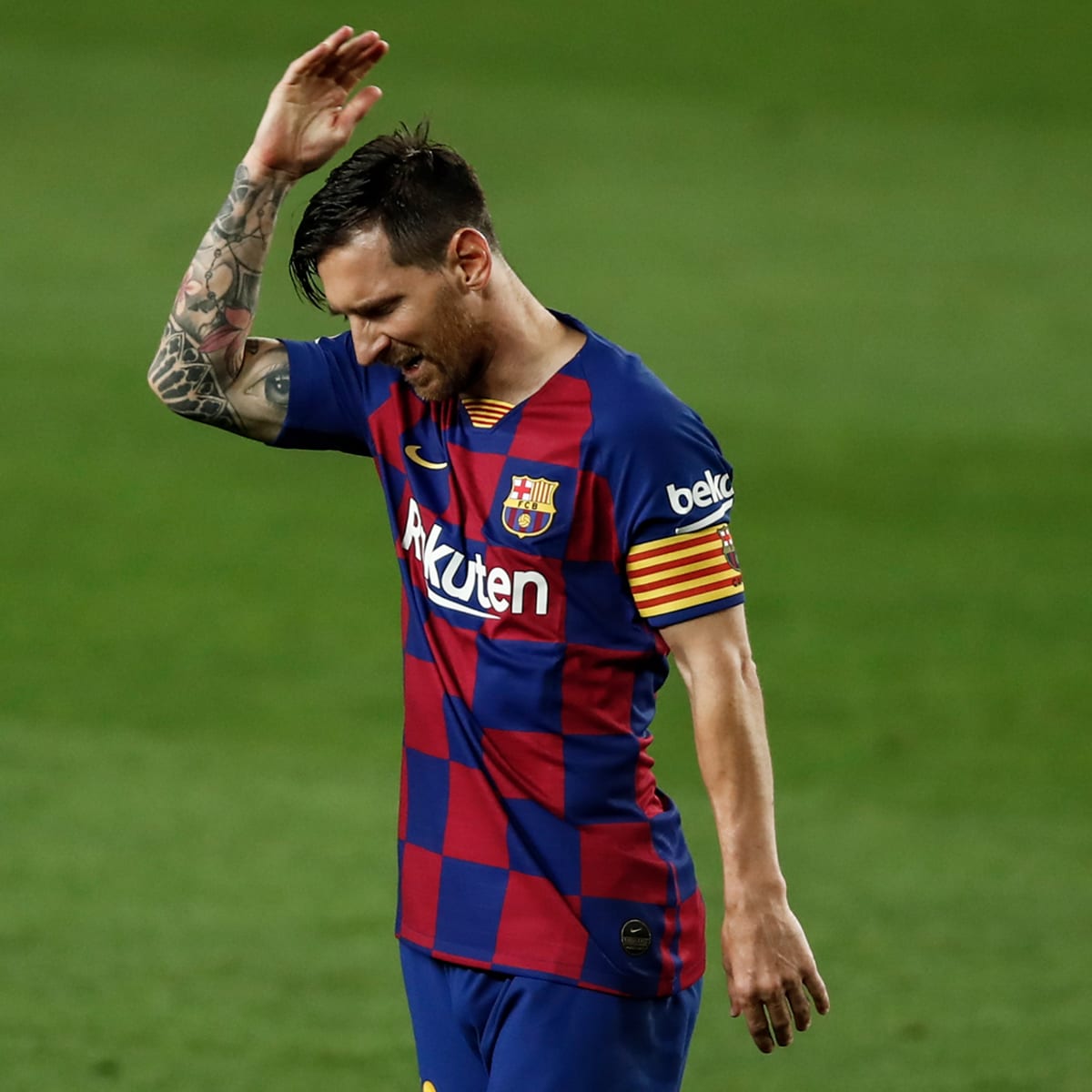 Lionel Messi future: Barcelona squad hold crisis talks with Messi amid rift  at the Nou Camp, The Independent