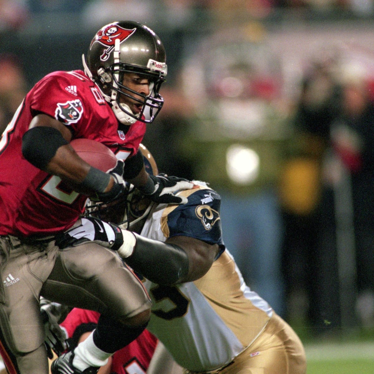 Relive Bucs' Epic 2000 'Monday Night Football' Win vs. Rams with Warrick  Dunn - Tampa Bay Buccaneers, BucsGameday