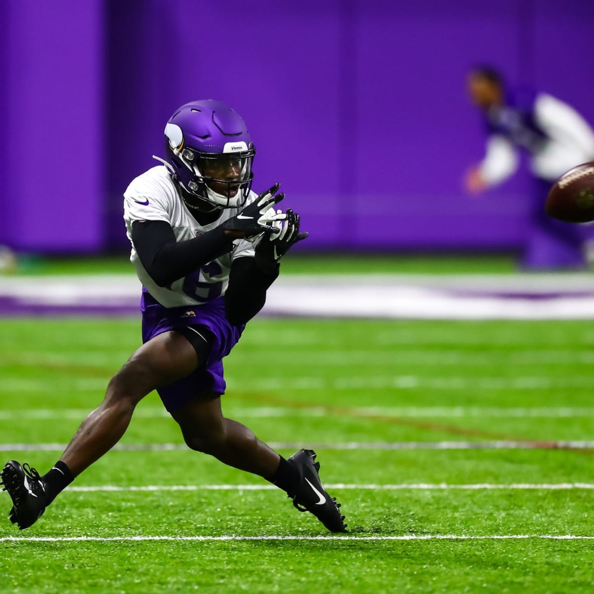 Minnesota Vikings tight end Tyler Conklin runs with the ball during a  News Photo - Getty Images