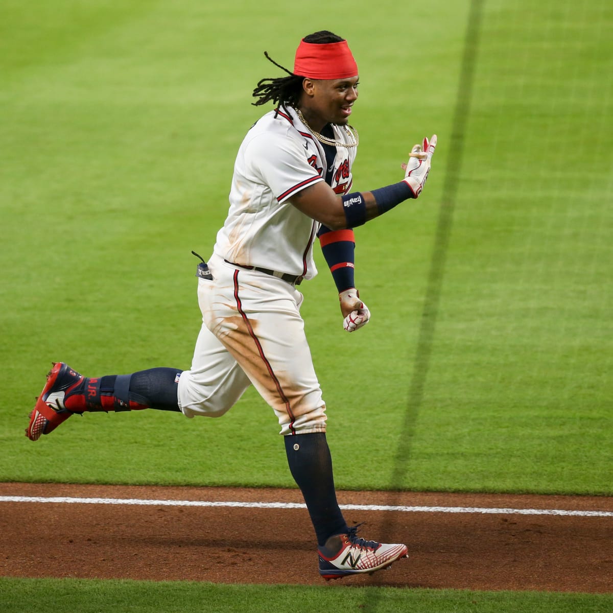 Braves: Even Ronald Acuña's bat drops are Opening Day ready