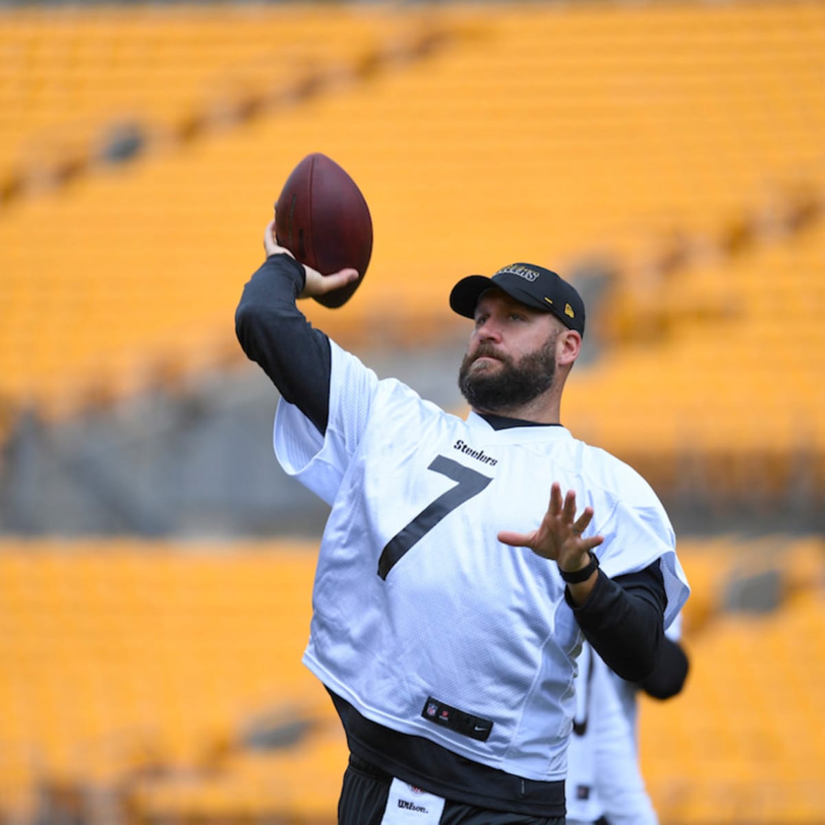 Ben Roethlisberger: Pain in elbow changed mechanics - NBC Sports